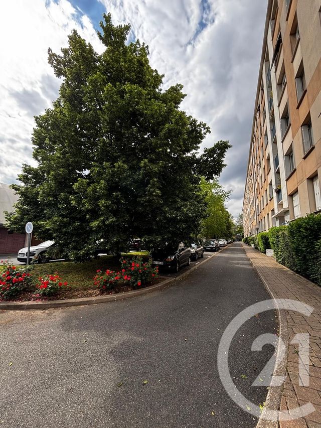 Appartement F3 &agrave; louer - 3 pi&egrave;ces - 50,87 m2 - Maisons Alfort - 94 - ILE-DE-FRANCE