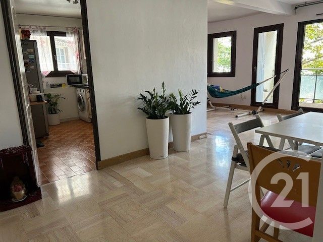 Appartement F4 à vendre - 4 pièces - 76,66 m2 - Toulon - 83 - PROVENCE-ALPES-COTE-D-AZUR