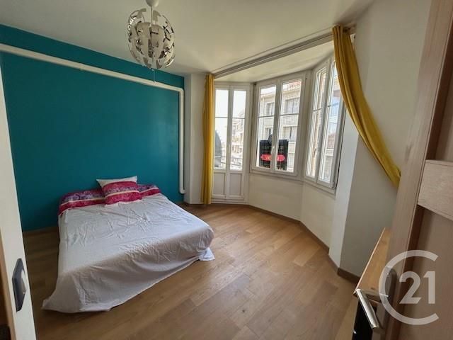 Appartement F5 à vendre - 5 pièces - 113 m2 - Toulon - 83 - PROVENCE-ALPES-COTE-D-AZUR