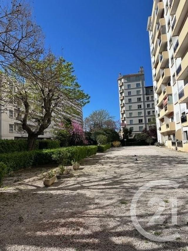 Appartement F3 &agrave; vendre - 3 pi&egrave;ces - 66,63 m2 - Toulon - 83 - PROVENCE-ALPES-COTE-D-AZUR