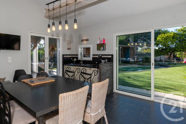 Maison &agrave; vendre - 6 pi&egrave;ces - 177,81 m2 - Ollioules - 83 - PROVENCE-ALPES-COTE-D-AZUR