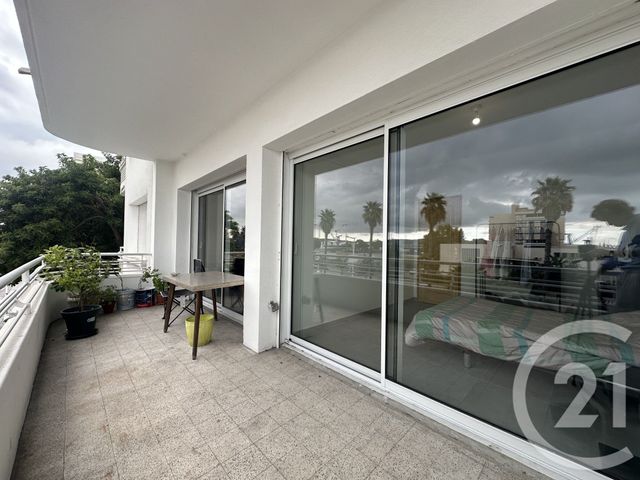 Appartement F5 &agrave; vendre - 5 pi&egrave;ces - 82,35 m2 - Toulon - 83 - PROVENCE-ALPES-COTE-D-AZUR