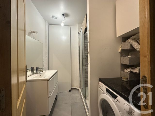 Appartement F5 &agrave; vendre - 5 pi&egrave;ces - 82,35 m2 - Toulon - 83 - PROVENCE-ALPES-COTE-D-AZUR