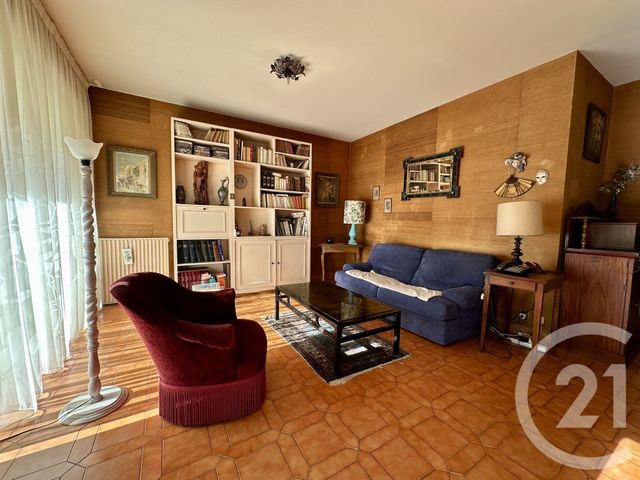 Appartement F4 &agrave; vendre - 4 pi&egrave;ces - 82,94 m2 - Toulon - 83 - PROVENCE-ALPES-COTE-D-AZUR