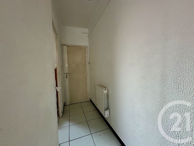 Appartement F1 &agrave; vendre - 1 pi&egrave;ce - 24 m2 - Toulon - 83 - PROVENCE-ALPES-COTE-D-AZUR