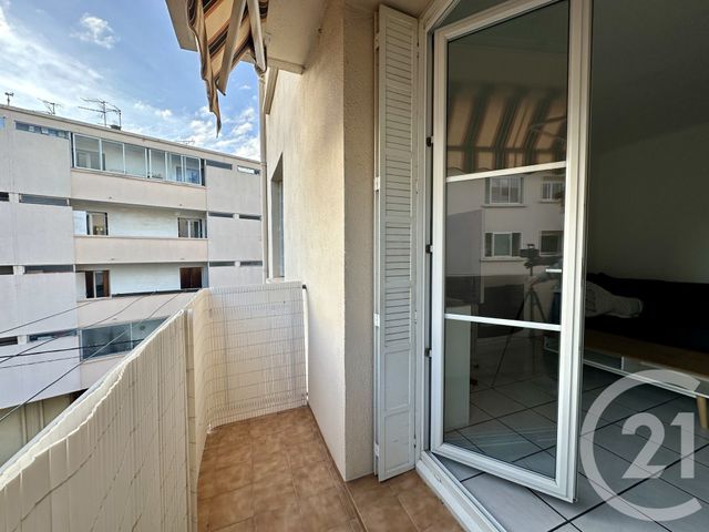 Appartement F3 à vendre - 3 pièces - 55,80 m2 - Toulon - 83 - PROVENCE-ALPES-COTE-D-AZUR