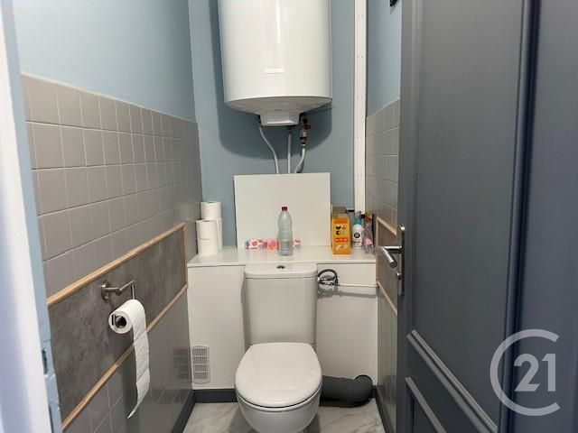 Appartement F4 &agrave; vendre - 4 pi&egrave;ces - 101,85 m2 - Toulon - 83 - PROVENCE-ALPES-COTE-D-AZUR