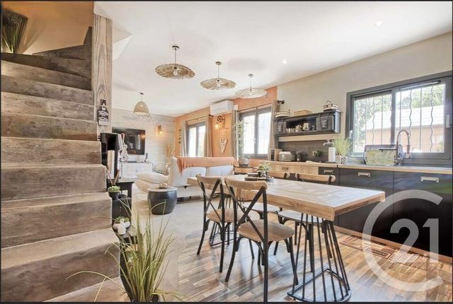 maison - TOULON - 83