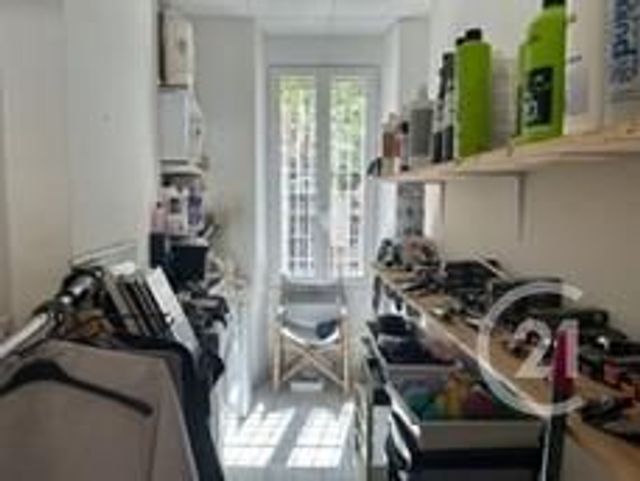 Local commercial à louer - 47.29 m2 - 83 - Var