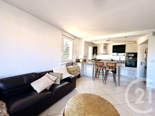 Appartement F3 &agrave; vendre - 3 pi&egrave;ces - 66,11 m2 - Toulon - 83 - PROVENCE-ALPES-COTE-D-AZUR
