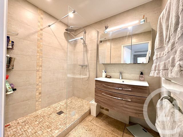 Appartement F3 &agrave; vendre - 3 pi&egrave;ces - 66,11 m2 - Toulon - 83 - PROVENCE-ALPES-COTE-D-AZUR