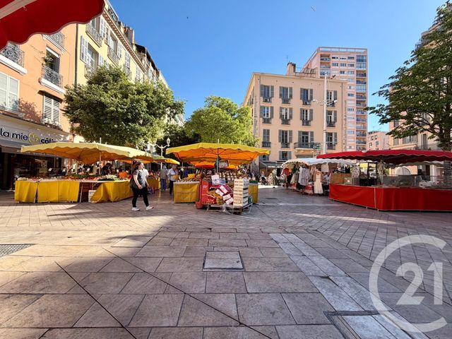 Appartement F4 &agrave; vendre - 4 pi&egrave;ces - 99,32 m2 - Toulon - 83 - PROVENCE-ALPES-COTE-D-AZUR