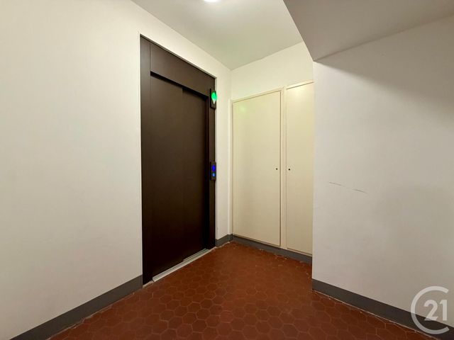 Appartement F4 &agrave; vendre - 4 pi&egrave;ces - 99,32 m2 - Toulon - 83 - PROVENCE-ALPES-COTE-D-AZUR