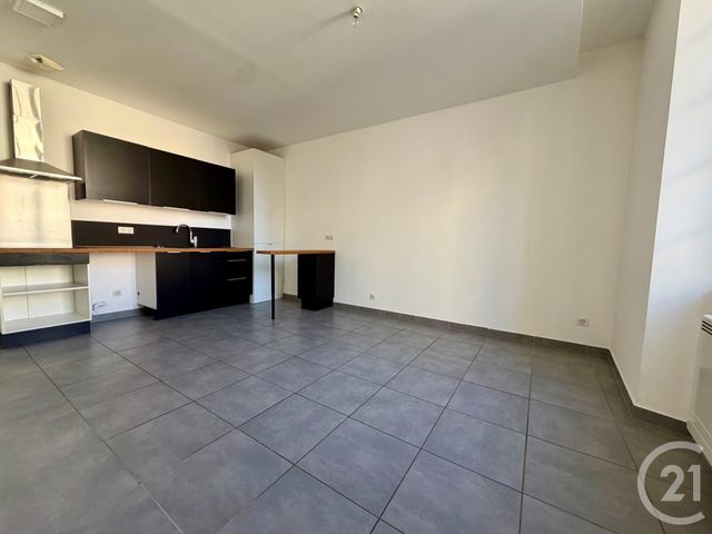 Appartement F4 &agrave; vendre - 4 pi&egrave;ces - 99,32 m2 - Toulon - 83 - PROVENCE-ALPES-COTE-D-AZUR