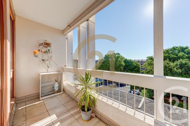 Appartement F3 &agrave; vendre - 3 pi&egrave;ces - 61,20 m2 - Villeurbanne - 69 - RHONE-ALPES