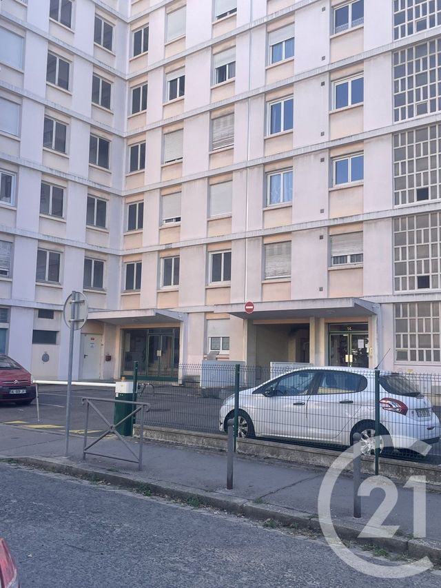 Parking &agrave; vendre - 13 m2 - Villeurbanne - 69 - RHONE-ALPES