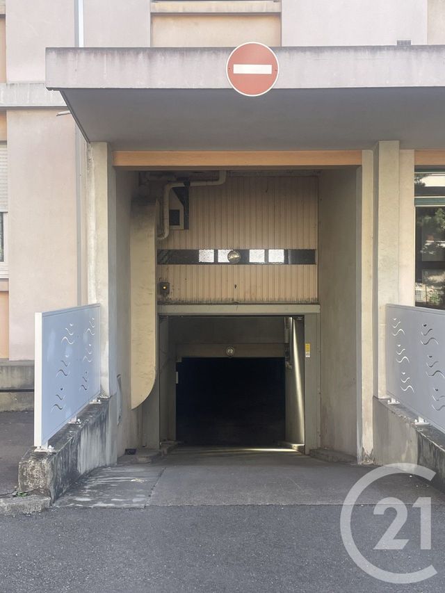 Parking &agrave; vendre - 13 m2 - Villeurbanne - 69 - RHONE-ALPES