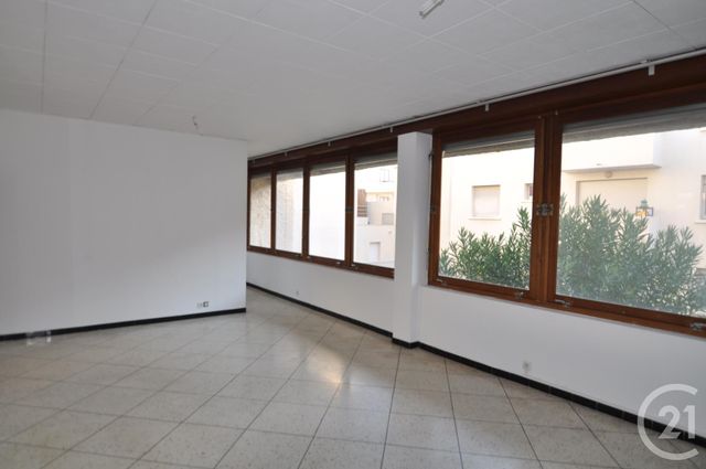 Appartement F4 à louer - 4 pièces - 101,61 m2 - Montpellier - 34 - LANGUEDOC-ROUSSILLON