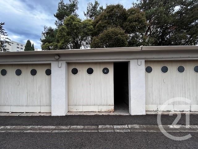 Parking &agrave; louer - 15 m2 - Montpellier - 34 - LANGUEDOC-ROUSSILLON