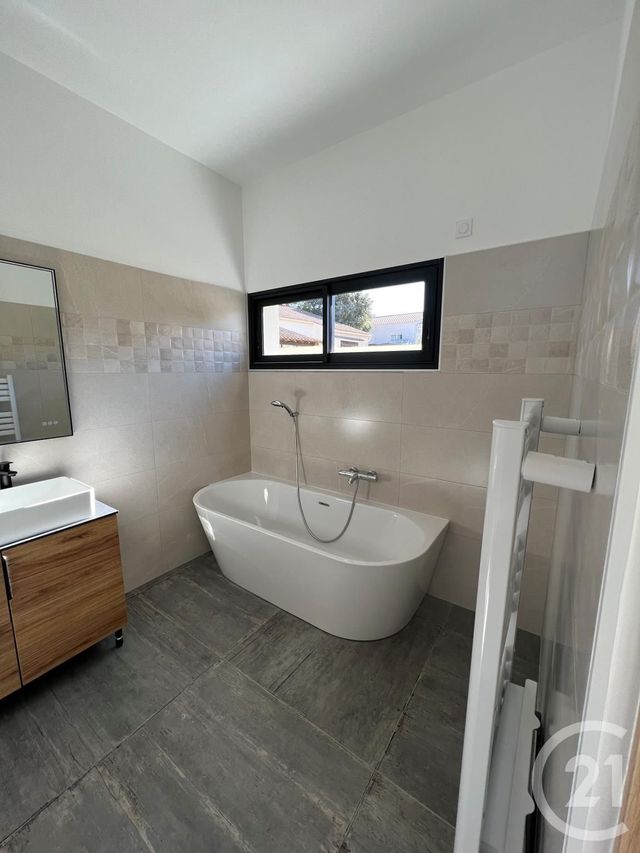 Maison &agrave; louer - 5 pi&egrave;ces - 136 m2 - St Jean De Vedas - 34 - LANGUEDOC-ROUSSILLON