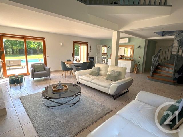 Maison à vendre - 7 pièces - 240 m2 - Morangis - 91 - ILE-DE-FRANCE