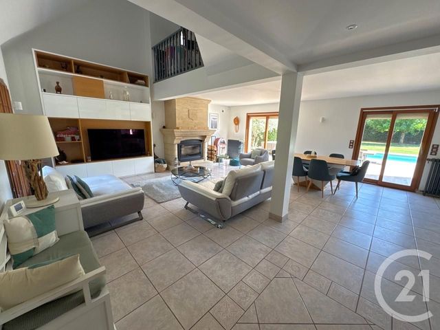 Maison à vendre - 7 pièces - 240 m2 - Morangis - 91 - ILE-DE-FRANCE