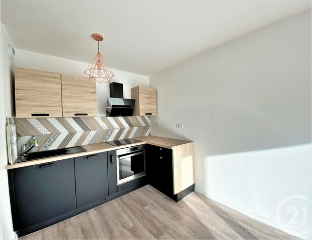 Appartement F3 à vendre - 3 pièces - 55 m2 - La Ville Du Bois - 91 - ILE-DE-FRANCE