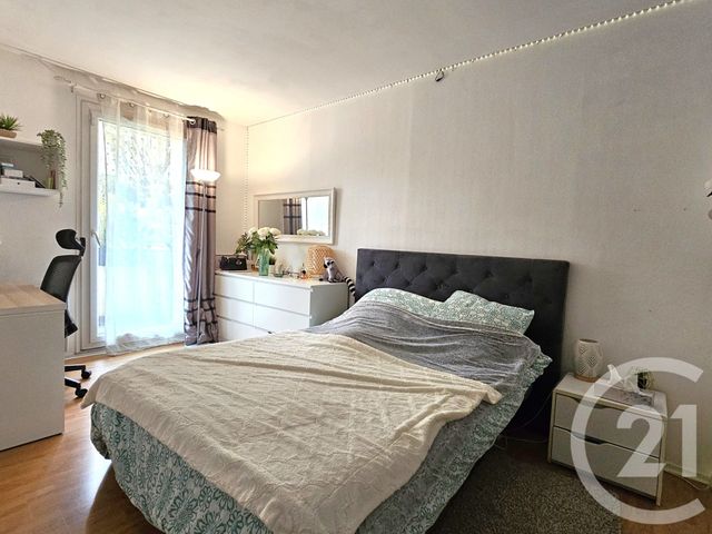 Appartement F4 à vendre - 4 pièces - 79,31 m2 - Villebon Sur Yvette - 91 - ILE-DE-FRANCE