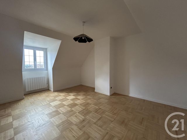 Maison &agrave; louer - 5 pi&egrave;ces - 95,95 m2 - Nozay - 91 - ILE-DE-FRANCE