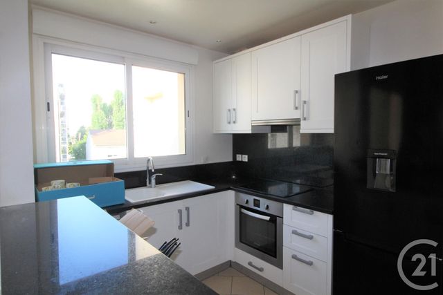 Appartement F4 &agrave; louer - 4 pi&egrave;ces - 81 m2 - Chilly Mazarin - 91 - ILE-DE-FRANCE