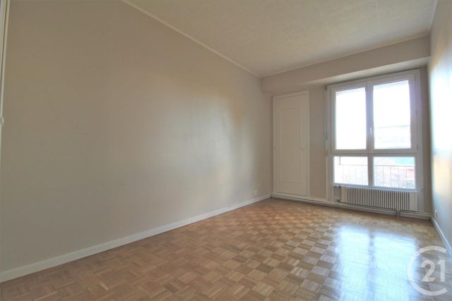 Appartement F3 &agrave; louer - 3 pi&egrave;ces - 61,32 m2 - Villebon Sur Yvette - 91 - ILE-DE-FRANCE