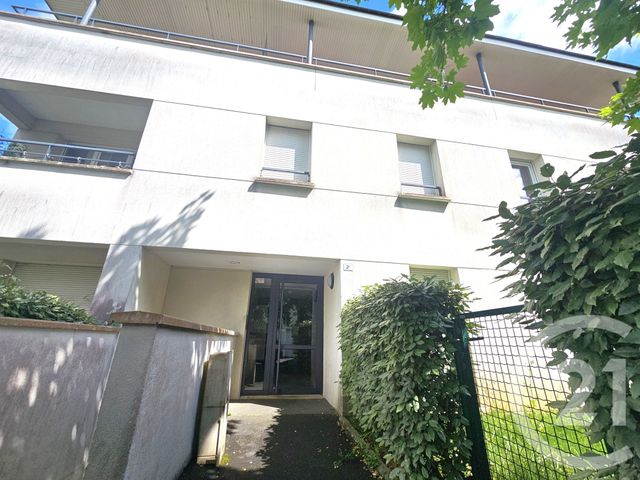 Appartement F3 &agrave; vendre - 3 pi&egrave;ces - 61,06 m2 - Savigny Le Temple - 77 - ILE-DE-FRANCE