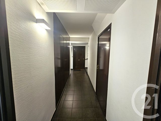 Appartement F3 &agrave; vendre - 3 pi&egrave;ces - 61,06 m2 - Savigny Le Temple - 77 - ILE-DE-FRANCE