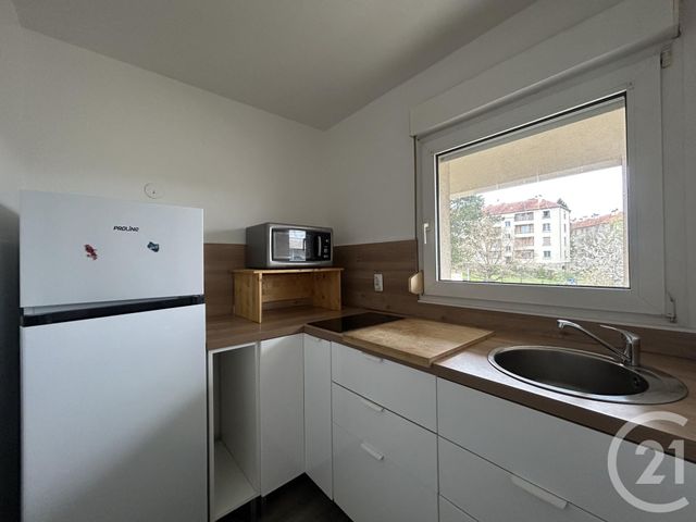 Appartement F1 &agrave; louer - 1 pi&egrave;ce - 29,90 m2 - Montlhery - 91 - ILE-DE-FRANCE