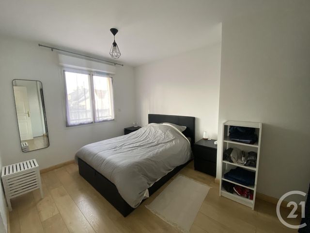 Appartement F3 &agrave; louer - 3 pi&egrave;ces - 64,06 m2 - Ballainvilliers - 91 - ILE-DE-FRANCE