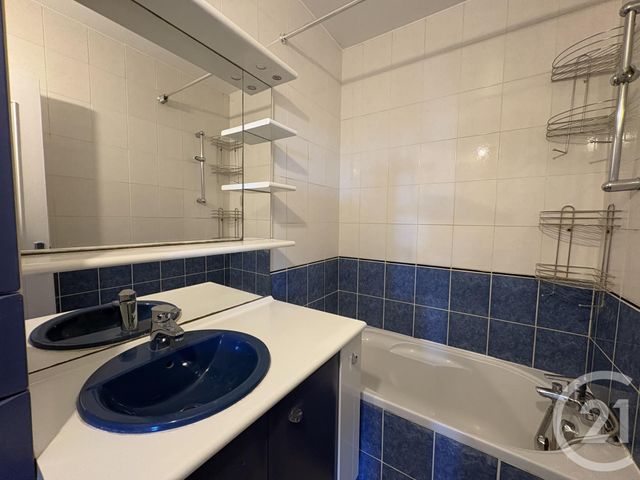 Appartement T4 &agrave; louer - 4 pi&egrave;ces - 77,50 m2 - Villebon Sur Yvette - 91 - ILE-DE-FRANCE