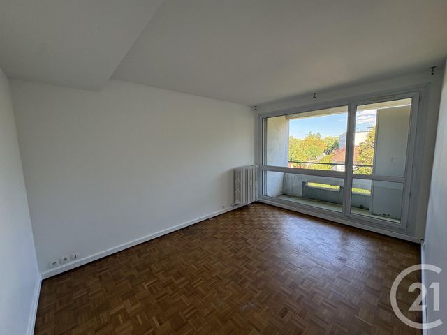 Appartement T4 &agrave; louer - 4 pi&egrave;ces - 77,50 m2 - Villebon Sur Yvette - 91 - ILE-DE-FRANCE