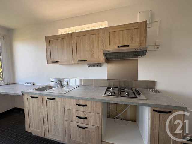 Appartement T4 &agrave; louer - 4 pi&egrave;ces - 77,50 m2 - Villebon Sur Yvette - 91 - ILE-DE-FRANCE