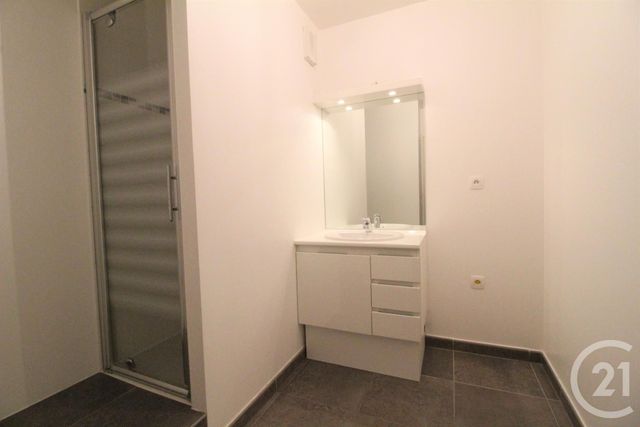 Appartement F3 &agrave; louer - 3 pi&egrave;ces - 65,87 m2 - Palaiseau - 91 - ILE-DE-FRANCE