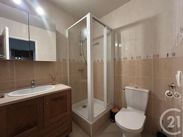 Appartement F1 &agrave; louer - 1 pi&egrave;ce - 27,30 m2 - Chilly Mazarin - 91 - ILE-DE-FRANCE