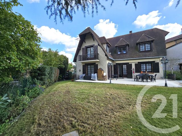 Maison à vendre - 7 pièces - 200 m2 - Villebon Sur Yvette - 91 - ILE-DE-FRANCE