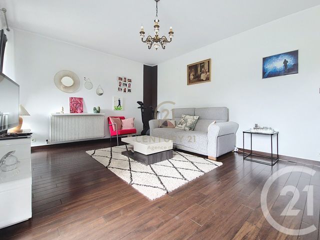 Appartement F3 à vendre - 3 pièces - 66,74 m2 - Torcy - 77 - ILE-DE-FRANCE