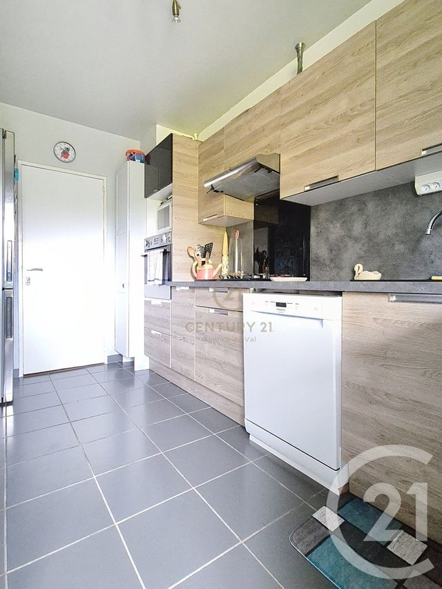 Appartement F3 à vendre - 3 pièces - 66,74 m2 - Torcy - 77 - ILE-DE-FRANCE