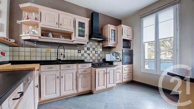 Maison à vendre - 8 pièces - 221,48 m2 - Torcy - 77 - ILE-DE-FRANCE