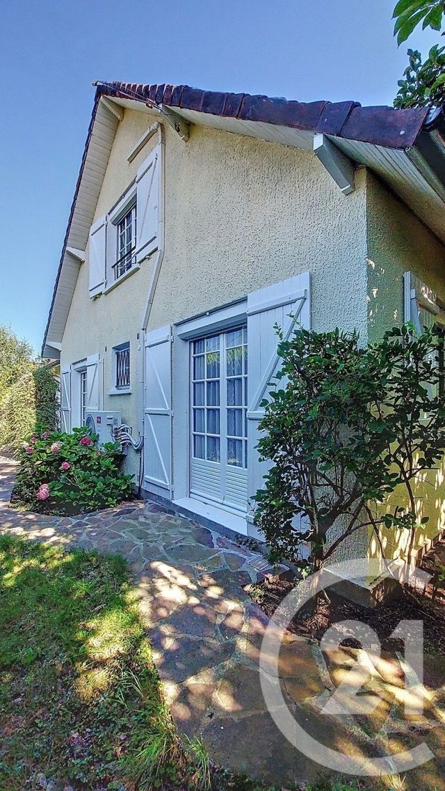 Maison à vendre - 7 pièces - 207,03 m2 - Torcy - 77 - ILE-DE-FRANCE