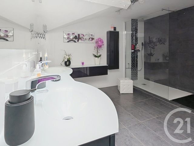 Maison &agrave; vendre - 8 pi&egrave;ces - 143,24 m2 - Noisiel - 77 - ILE-DE-FRANCE