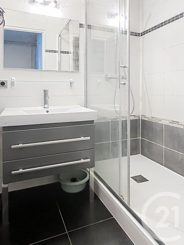 Appartement F3 &agrave; vendre - 3 pi&egrave;ces - 61,02 m2 - Torcy - 77 - ILE-DE-FRANCE