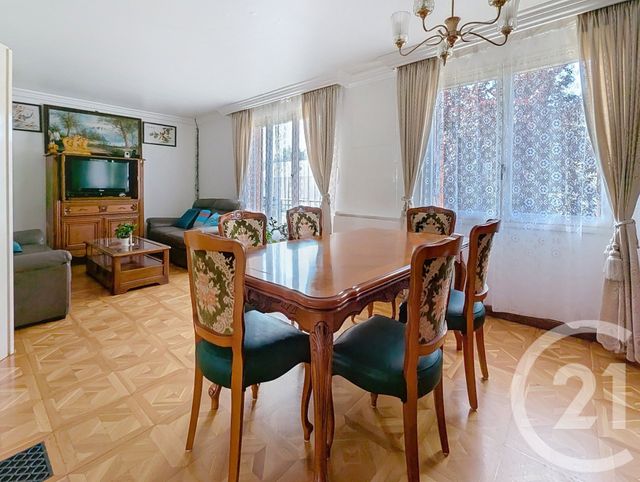 Maison &agrave; vendre - 5 pi&egrave;ces - 131,69 m2 - Roissy En Brie - 77 - ILE-DE-FRANCE