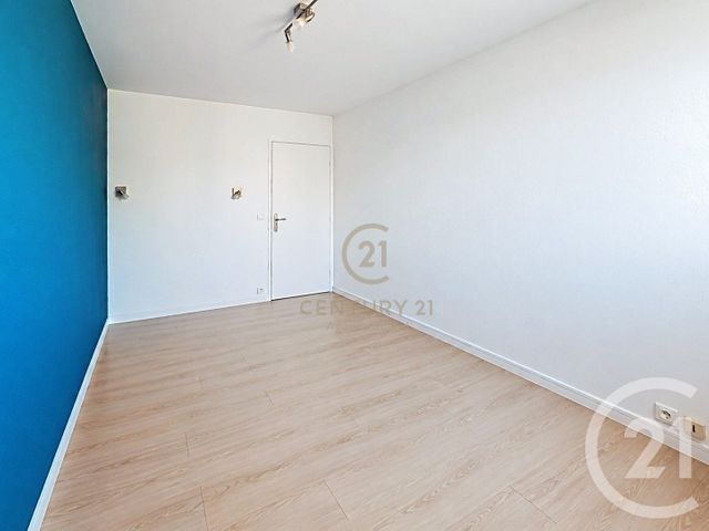 Appartement F4 &agrave; vendre - 3 pi&egrave;ces - 85,78 m2 - Noisiel - 77 - ILE-DE-FRANCE