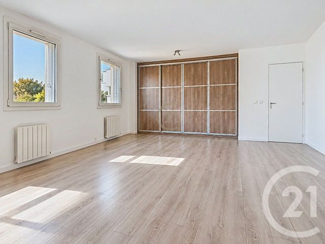 Appartement F4 &agrave; vendre - 3 pi&egrave;ces - 85,78 m2 - Noisiel - 77 - ILE-DE-FRANCE